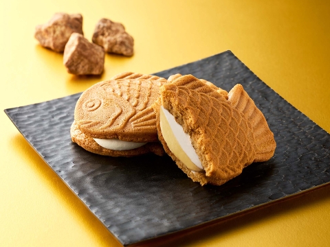 【わスイーツ】多良間黒糖・黒たい焼（カスタードミルク）