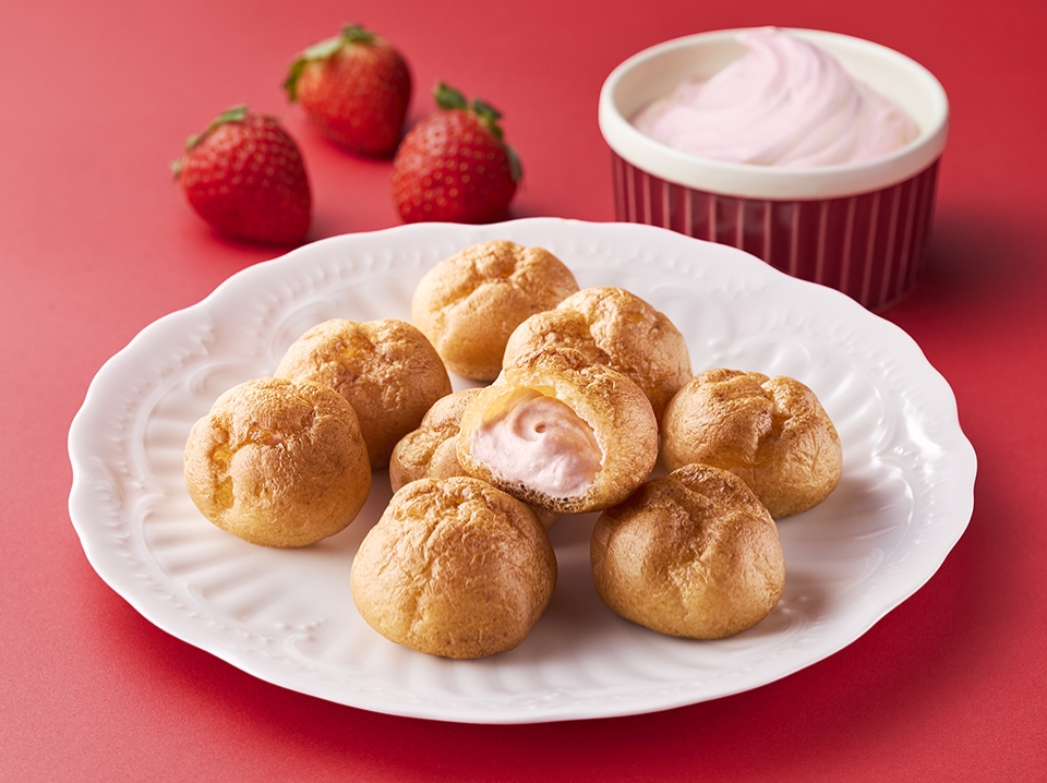 ９Ｐ冬の苺プチシュー