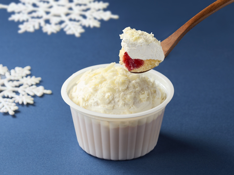 冬のかまくらケーキ