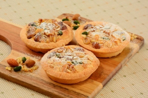 木の実のタルト