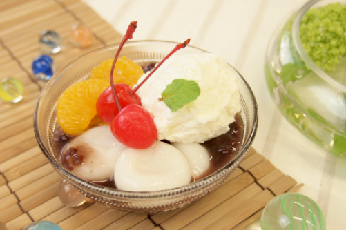 フルーツと白玉の冷やしぜんざい