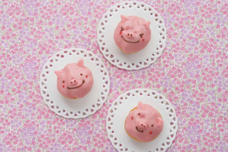 プチシューで作るこぶたさん♪