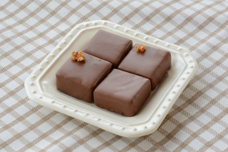 プラリネのボンボンショコラ