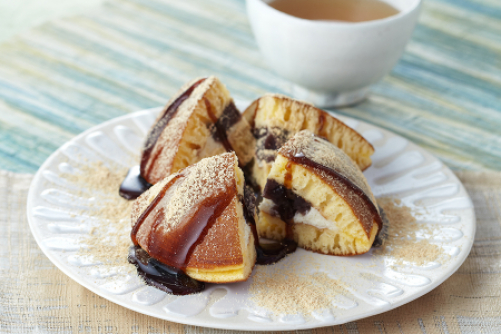 黒みつきなこどら焼