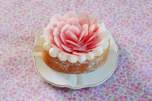 カーネーションロール