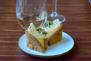 カリカリチーズワッフル