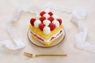 生チョコクレープのスクエアケーキ