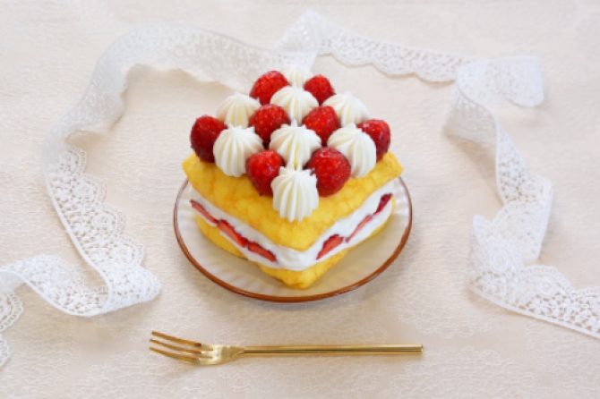 生チョコクレープのスクエアケーキ