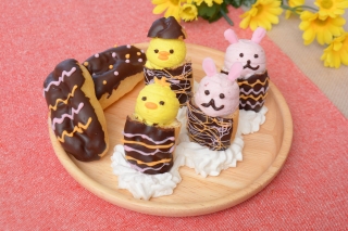 小さなイースターエクレア