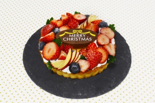 クリスマスリース風フルーツタルト