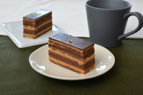 贅沢オペラケーキ