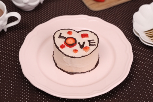 ロールケーキで作る2Dケーキ