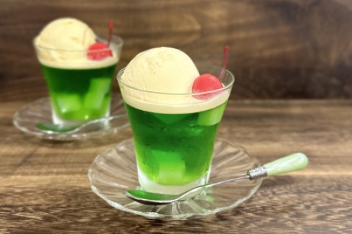 メロンクリームソーダ風ゼリー