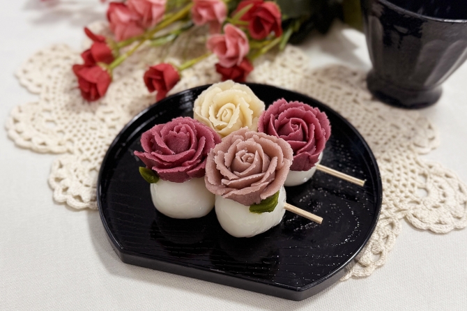 薔薇のあん団子