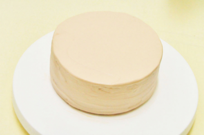 デコレーションケーキのナッペ (生クリームの塗り方)